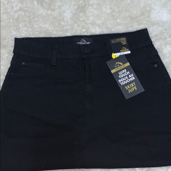 Jordache black jean skirt - Picture 1 of 3